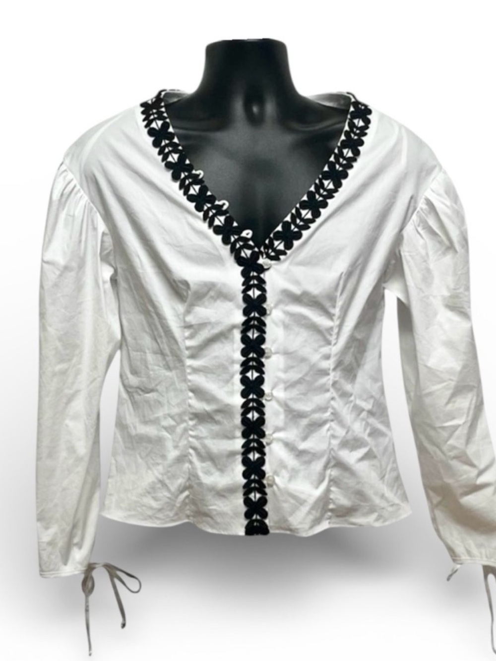 Milly Size 6 White Black Appliqué Trim V-Neck Button Blouse - Picture 2 of 7